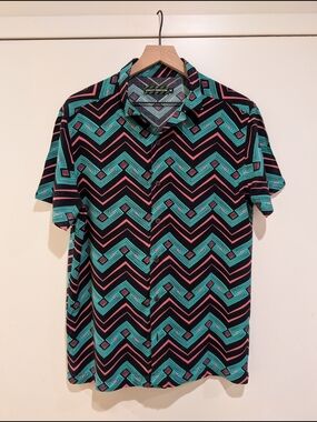 Men’s Retro Teal & Black Zigzag Short Sleeve Button-Down Shirt